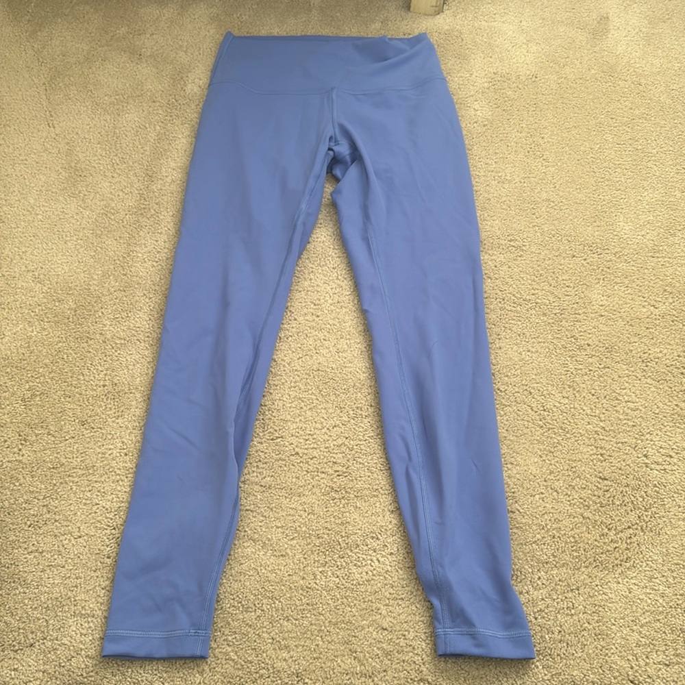 Great condition lulu lemon align leggings pretty purple